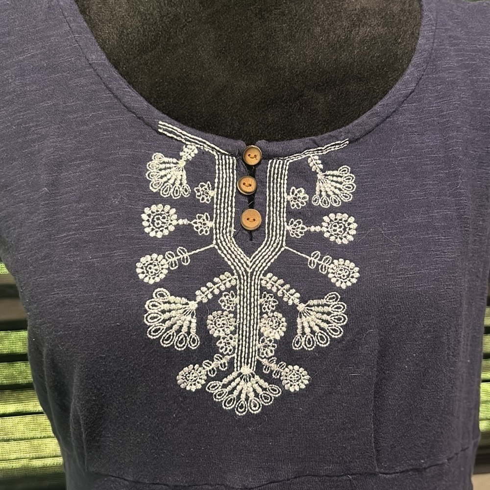 Marino Bay Women’s Cotton Sleeveless Embroidered Button Front Shirt Size Medium - Picture 6 of 7